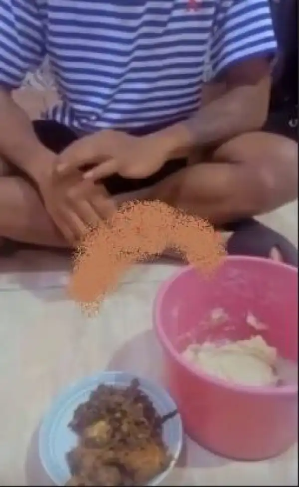 “No Forming Before Davido Will Mistakenly Tag Them” – Nigerians React To Laycon, Joeboy’s Eating A Bowl Of Eba