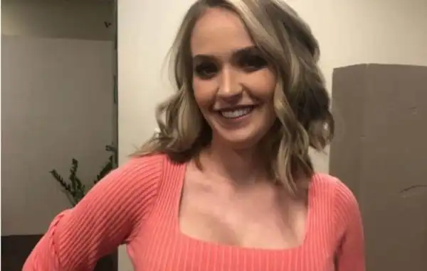 Net Worth Of Anna Cardwell