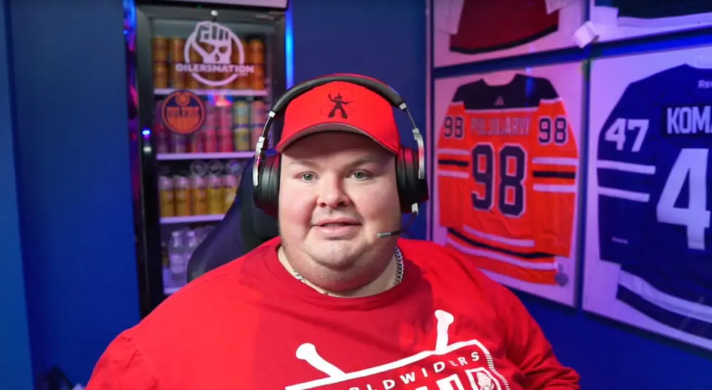 Age & Career of Larvinen (Rapper)