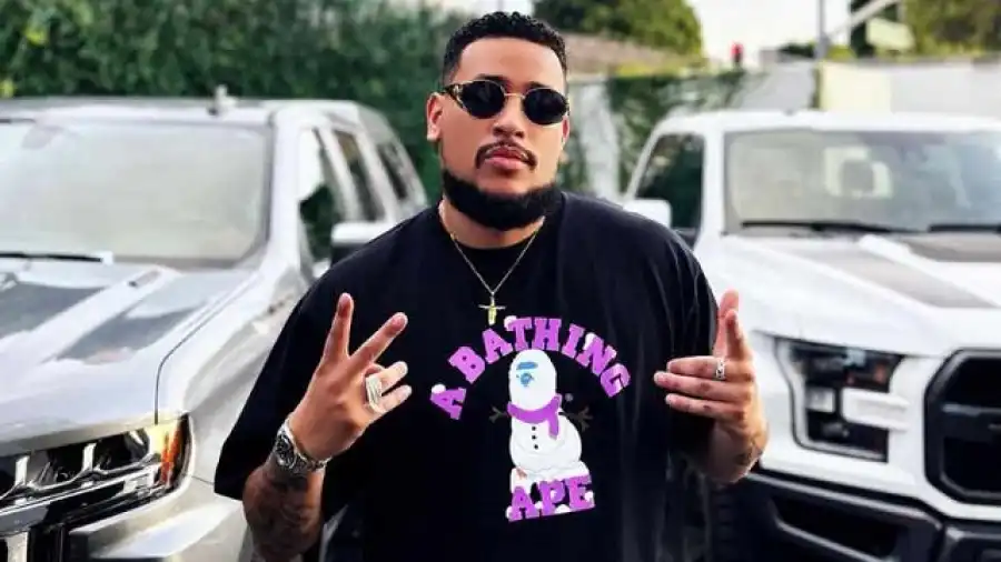 South African Rapper AKA shot dead in Durban Waploaded