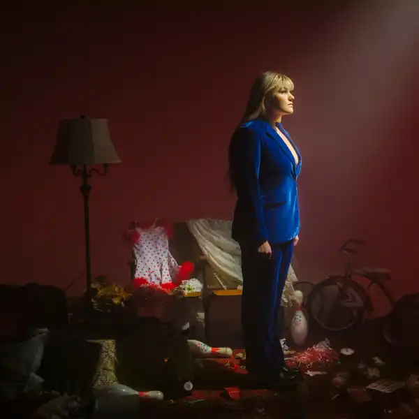 Maddie Zahm – Dani