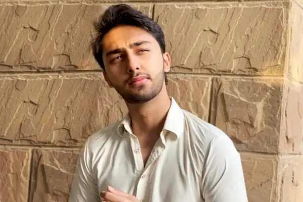 Age & Career of Aashir Wajahat