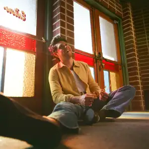 Niall Horan – Something In The Orange