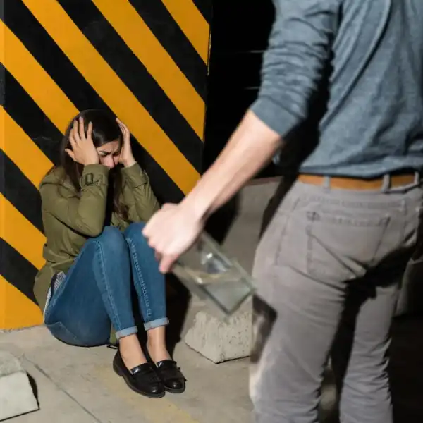 Are you dating a toxic man? THESE 5 traits can prove it