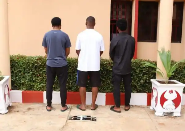 EFCC Arrests Three Suspected Internet Fraudsters At Ilorin Airport