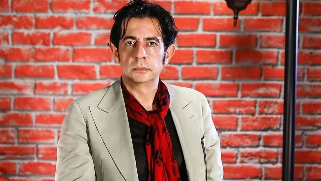 Age & Career Of Okan Bayülgen