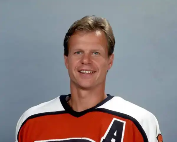 Biography & Career Of Mark Howe