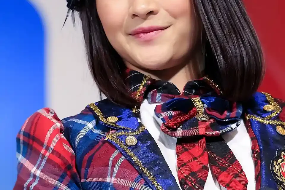 Biography & Career Of Devi Kinal Putri