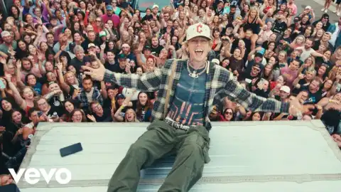 mgk - tell me whats up (Video)