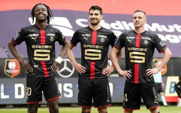 “We will talk” – Agent of Man Utd, Chelsea and Arsenal target reveals transfer offers