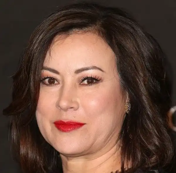 Biography & Net Worth Of Jennifer Tilly
