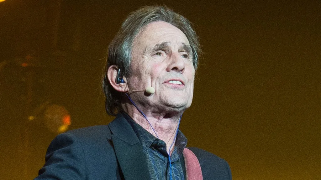Biography & Net Worth Of Murray Head