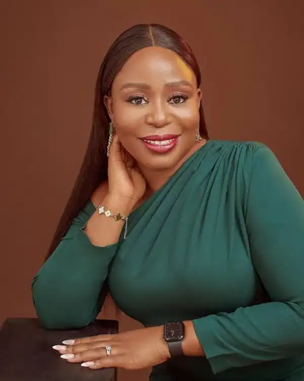 Biography & Career Of Toyosi Etim-Effiong