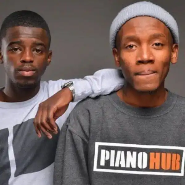 Nkulee501 & Skroef28 – Ke Bafana
