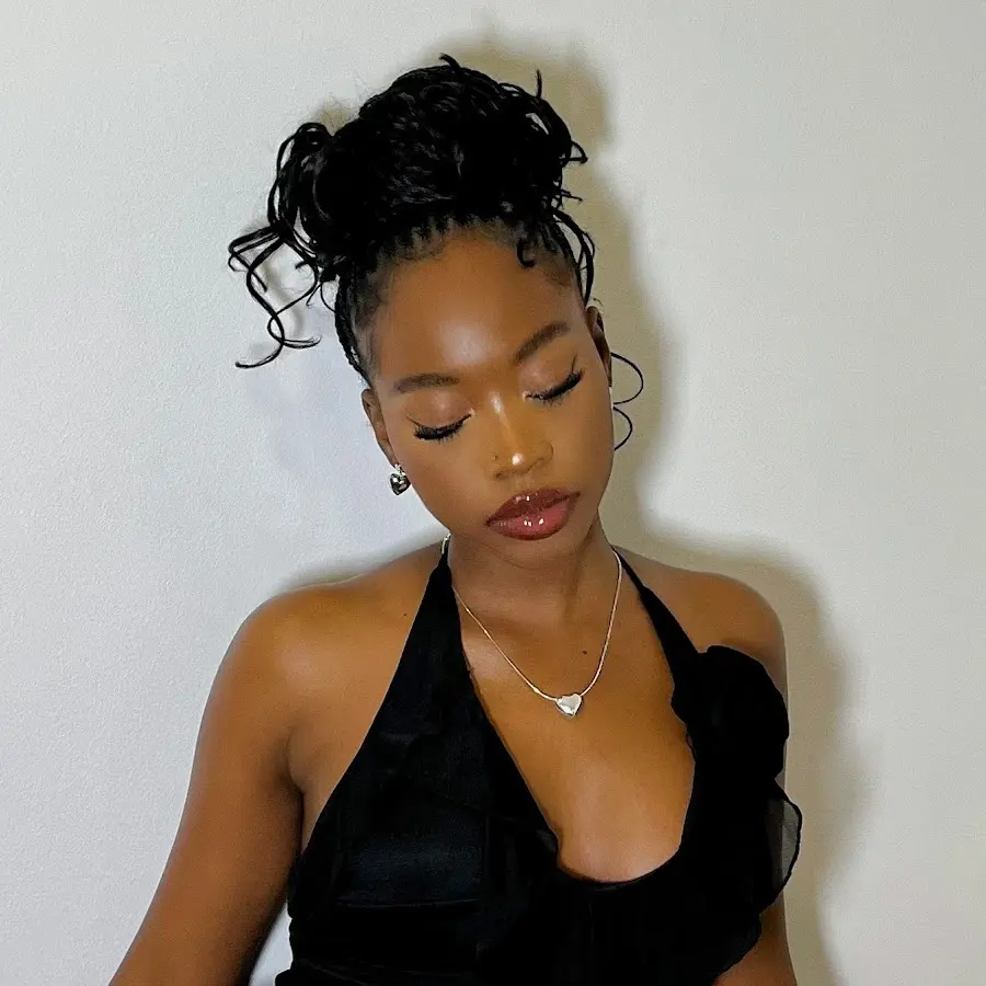 Age & Career Of Amy Okoli