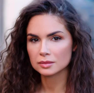 Age & Career Of Monia Ayachi