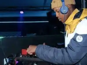 Thuske SA & DJ King Tara – Uber Tech (Transposer Mix)