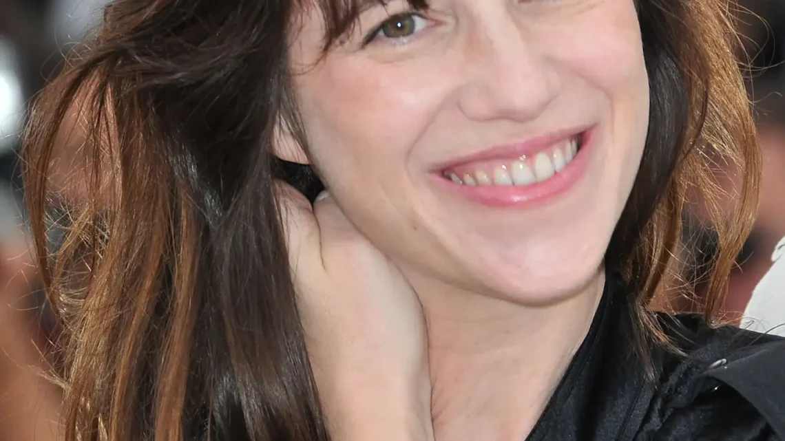 Biography & Career Of Charlotte Gainsbourg