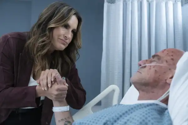 Mariska Hargitay & Christopher Meloni Reunite in Law & Order: Organized Crime Season 5 Trailer