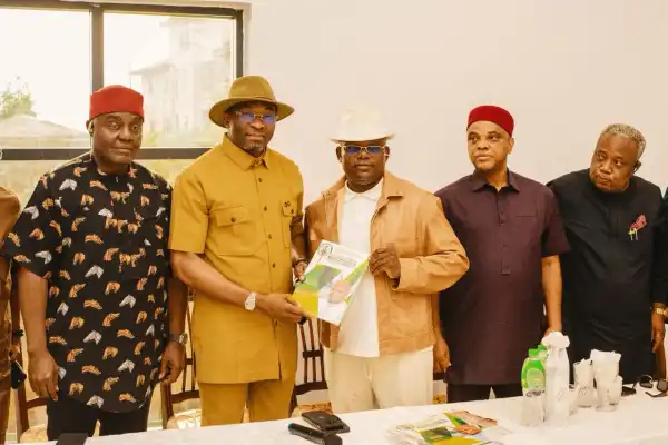 Deputy Speaker Kalu advises Abia PDP lawmaker, Erondu to join APC