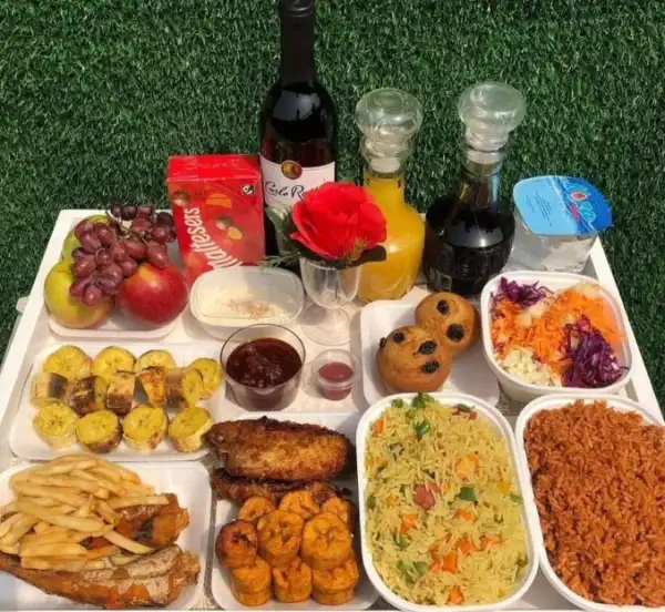 Customer Reveals What She Ordered Vs What She Got From Online Food Vendor (Photo)