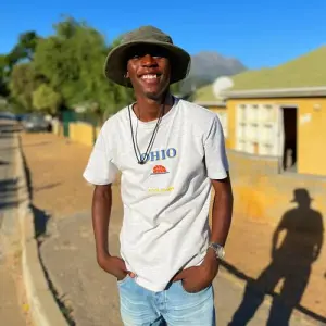 Khaya Usenzani – Induku Yabafana ft. Mboza no Oyster