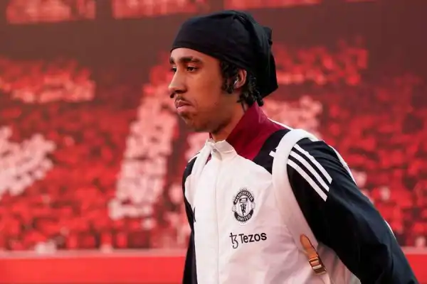 He can become world’s best – Man United’s Yoro hails Obi