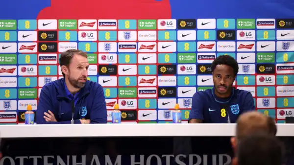 Raheem Sterling backs England manager Gareth Southgate