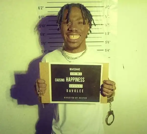 Davolee – Happiness (Video)
