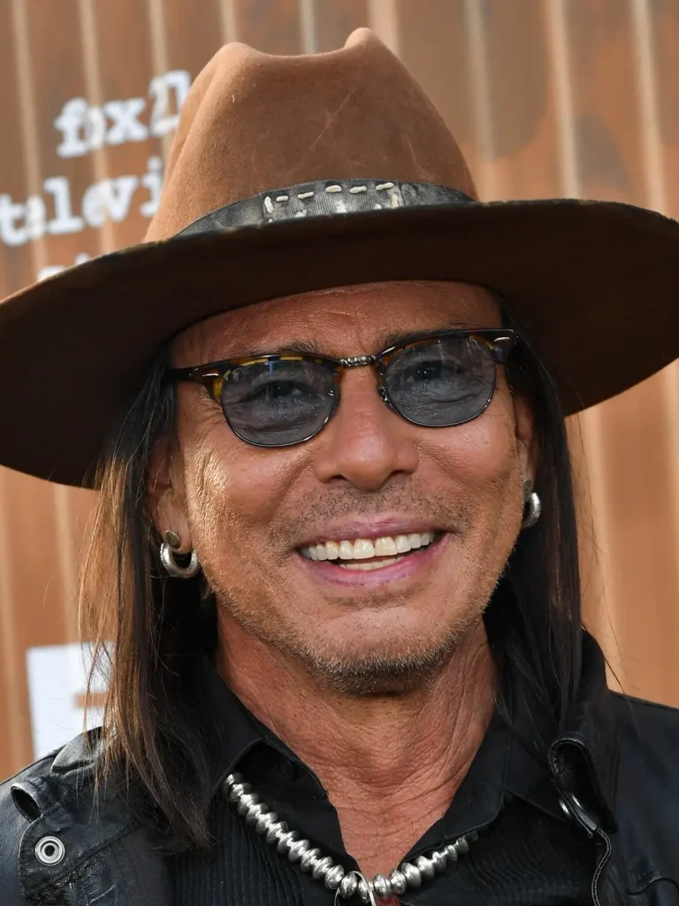 Age & Net Worth Of Raoul Trujillo