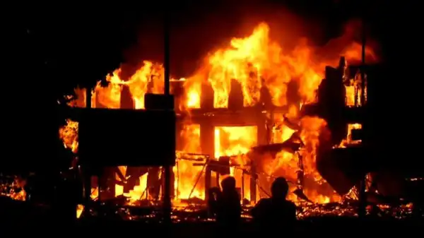 Fire wreaks havoc in Imo, burns deaf and dumb couple, son