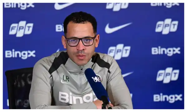 EPL: Rosenior names Chelsea player to blame for 2-2 draw with Leeds