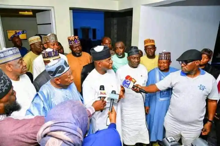 Imposition: Yahaya Bello, Ita-Giwa lead protest to Ganduje’s residence