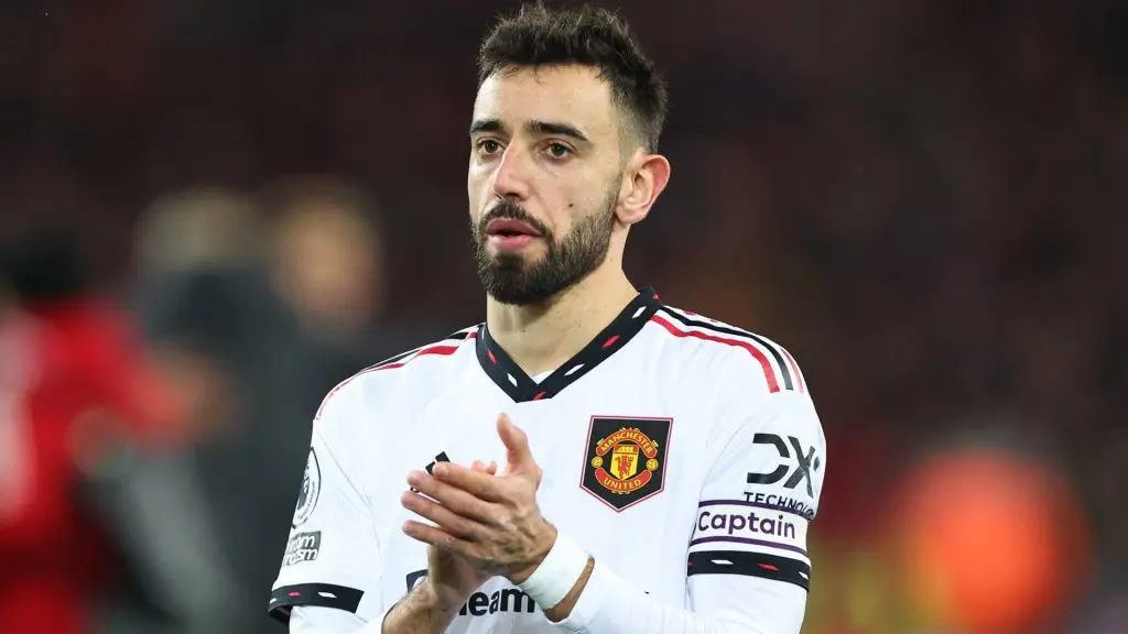 Transfer: Bruno Fernandes receives fresh offer to leave Man Utd