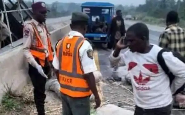 One Dead, Five Injured In Lagos-Ibadan Expressway Crash