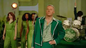 Macklemore Ft. Windser – MANIAC (Video)