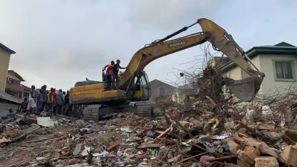 PDP, APC trade words over Lagos building collapse