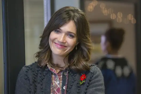Mandy Moore Joins Nate Bargatze in Weird: The Al Yankovic Story Director’s New Movie