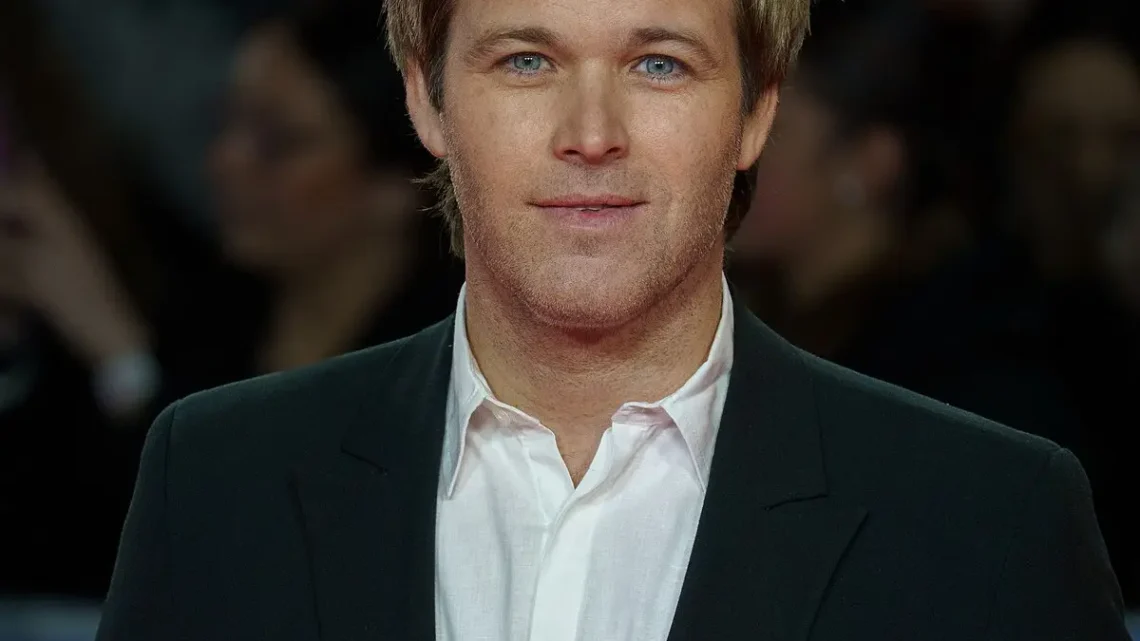 Biography & Career Of Benjamín Amadeo