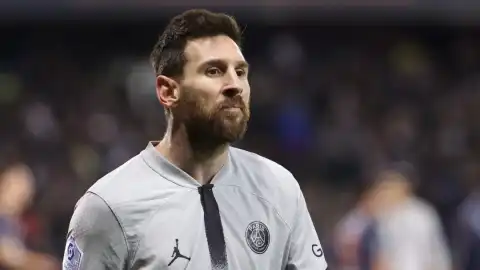 Paris Saint-Germain pushing Lionel Messi for contract decision