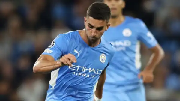 Barcelona aim to announce Torres deal with Man City next week