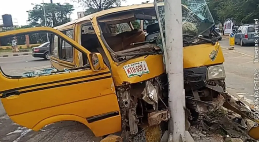 Many injured as drunk driver crashes bus into streetlight in Lagos