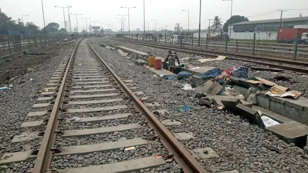 Nigerian govt flags off Light Rail projects in key northern states