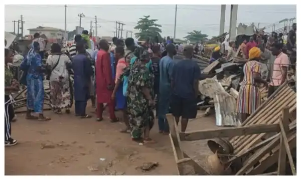 Ogun traders protest midnight demolition of Mowe-Ofada Market