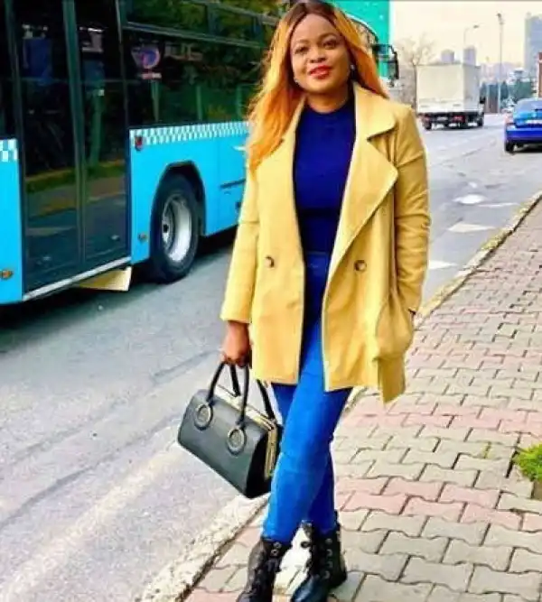 Popular businesswoman, Ronke Funktionals, is dead