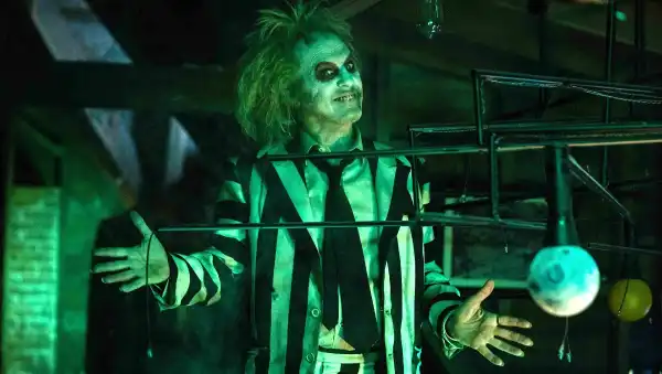 Beetlejuice Beetlejuice: Tim Burton Sequel Set to Open Venice Film Festival