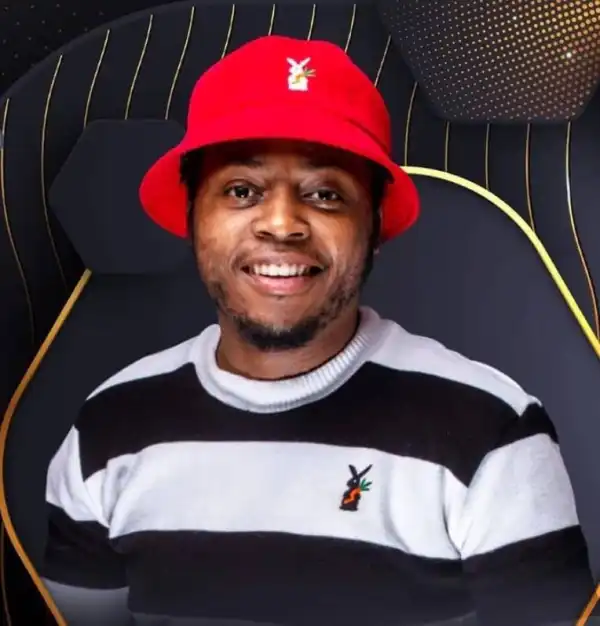 Kelvin Momo & Aymos – Madlamini (Live Mix)