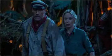 Jungle Cruise Image Teases Dwayne Johnson & Emily Blunt's River Adventure