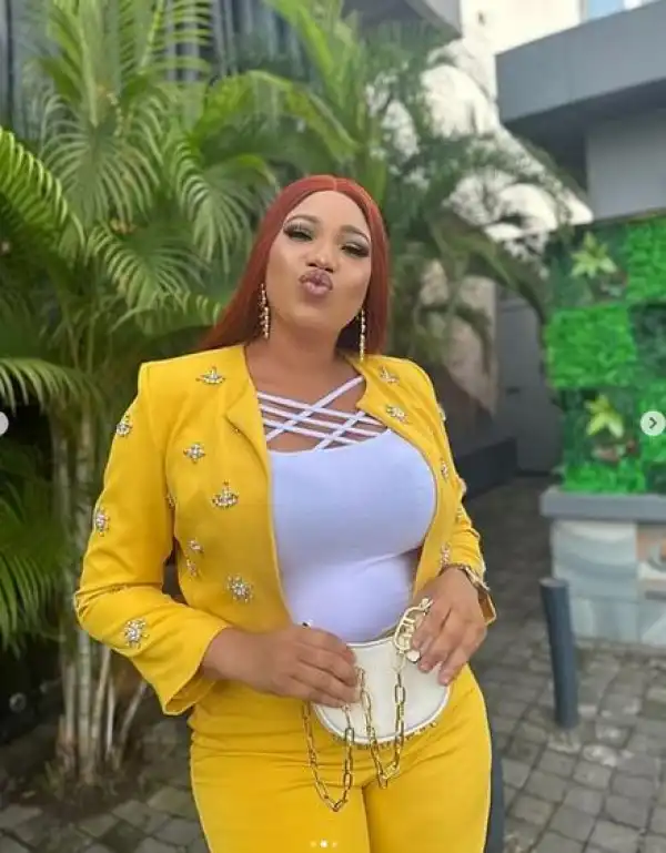 Actress Queeneth Hilbert Shades Her Colleague Who Undergo Brazilian Butt Lift Procedure