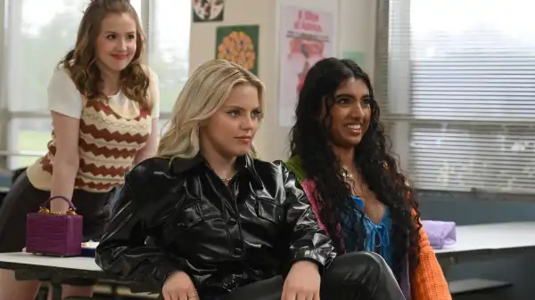 Mean Girls Video Highlights Musical Remake’s Modern Twist on the Original